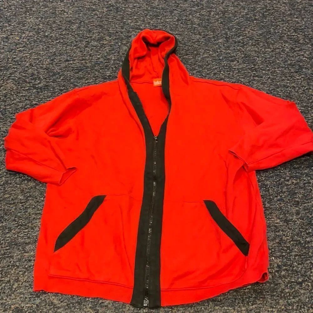 Liz & Co Red and Black Hoodie sz. S